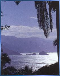 Los Arcos - The rocks which inspired the first name of the port.